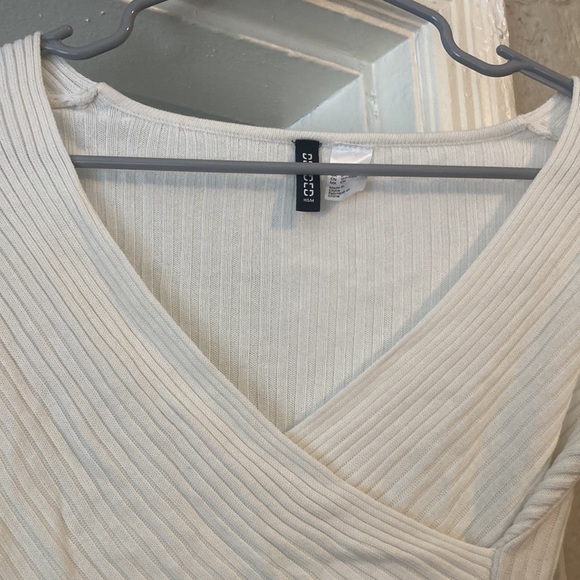 white wrap n-neck long sleeve sweater coquette size small 🤍 - Picture 2 of 2